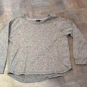 Splendid Gray Crew Neck Sweater